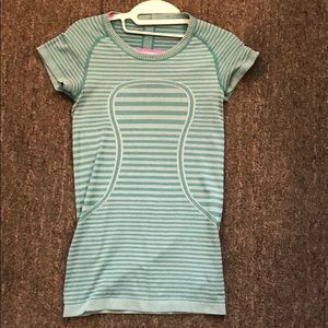 Lululemon Swiftly Tech Short Sleeve Crew